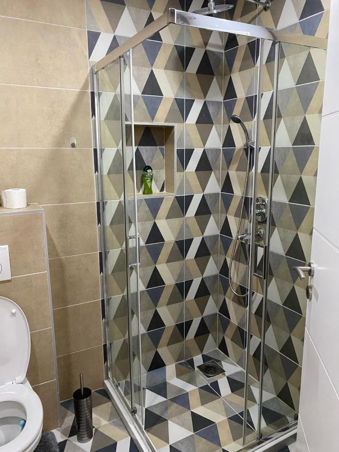 Apartmani Milic Banja Koviljača Kültér fotó